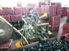 เครื่องวางเก้าอี้สํานักงานมาตรฐานที่มีความจุของล้อ 200 กิโลกรัม สําหรับผู้ซื้อจํานวนมาก